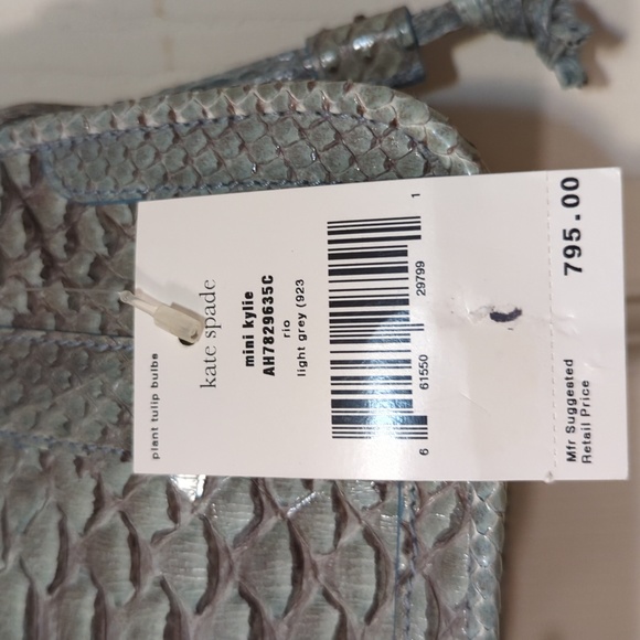 NWT Kate Spade Mini Kylie snakeskin-like, gold chain strap, drawstring purse - Picture 10 of 13